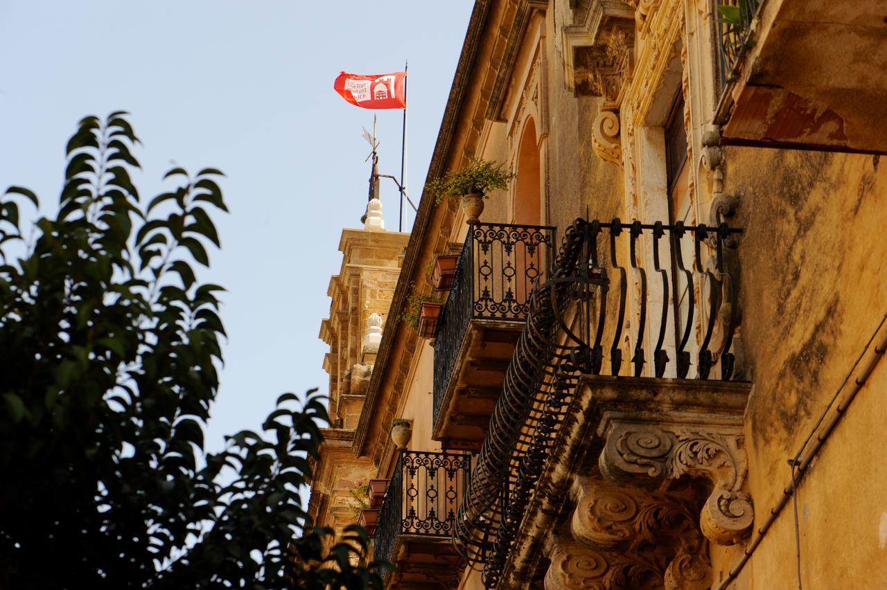 Il Cortile Del Marchese Beccadelli Bed & Breakfast Sambuca di Sicilia Dış mekan fotoğraf