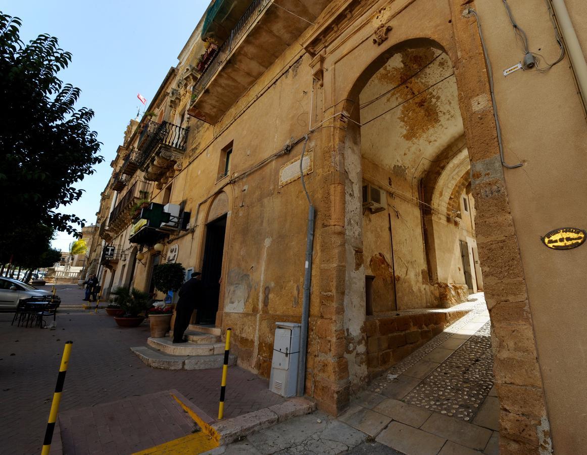 Il Cortile Del Marchese Beccadelli Bed & Breakfast Sambuca di Sicilia Dış mekan fotoğraf